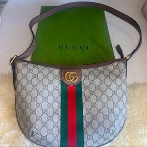 Authentic Gucci Ophidia small GG Shoulder Bag